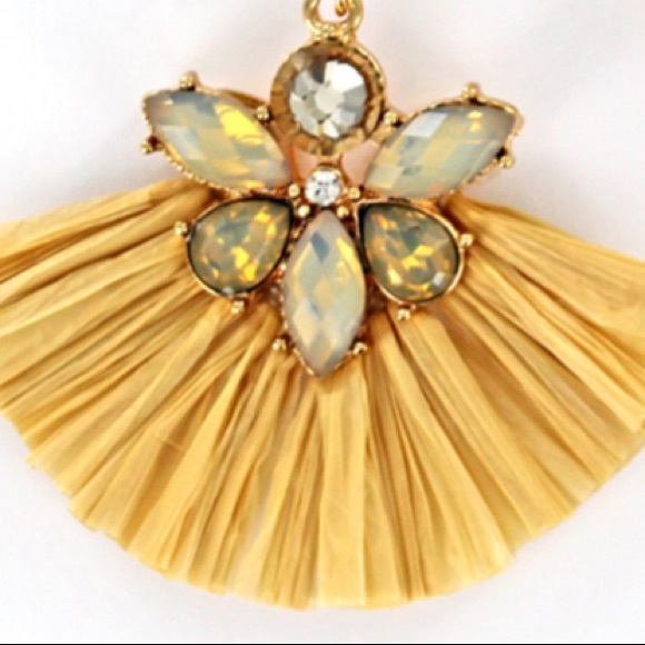 Brand New Gold Raffia Statement Earrings - Picture 2 of 3